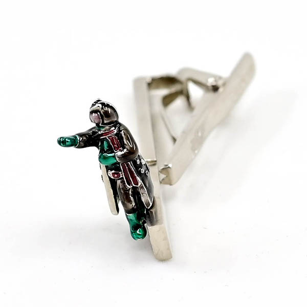 �V���E���ʃ��C�_�[×SWANK �|�[�Y�^�C�o�[