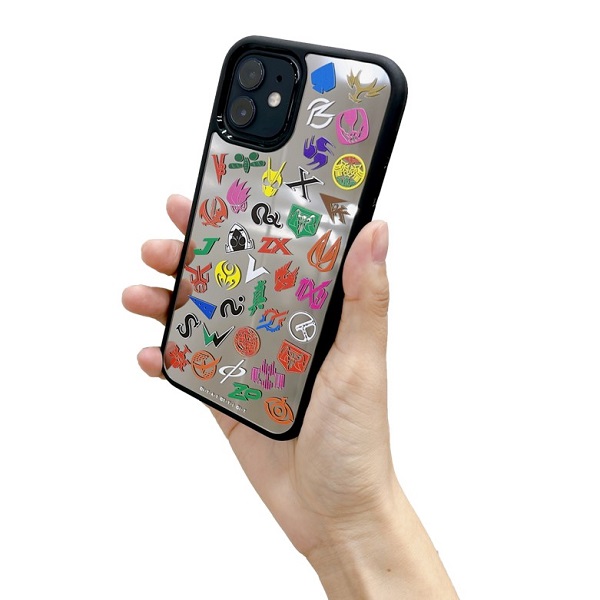 オールライダークレストスマートフォンミラーパネルケース（iPhone 14/13用）【仮面ライダーストア】